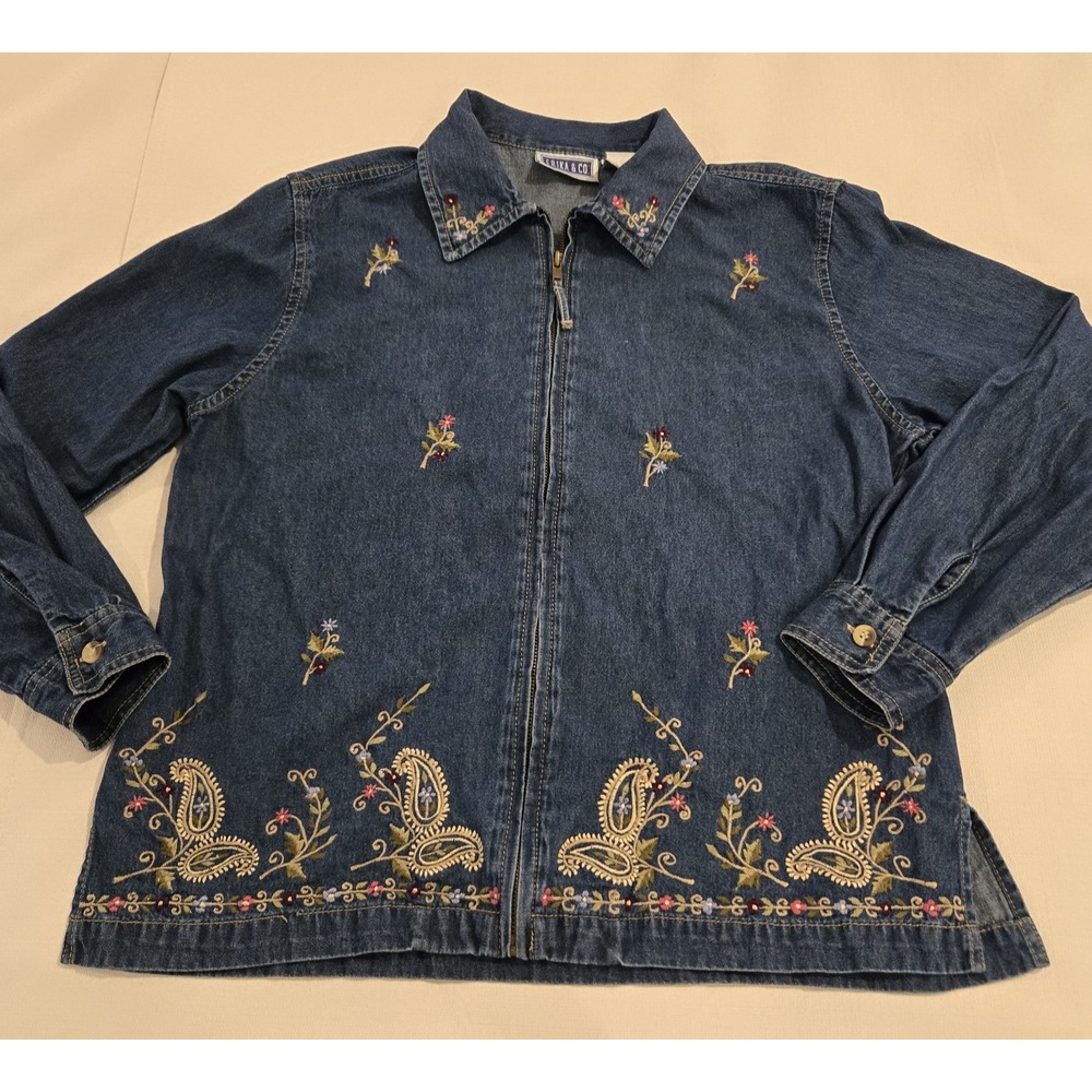 ERIKA & CO Women's Demin Lightweight‎ Jacket w/ Beautiful Embroidered Details M